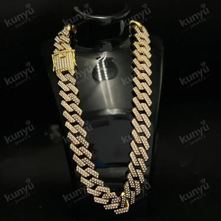 Hoe wordt een Cubaanse schakelketting een tijdloze sieradenkeuze?