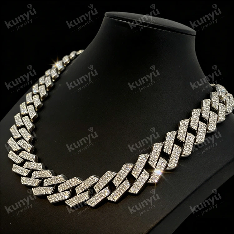 Trendy Cubaanse streetwear choker